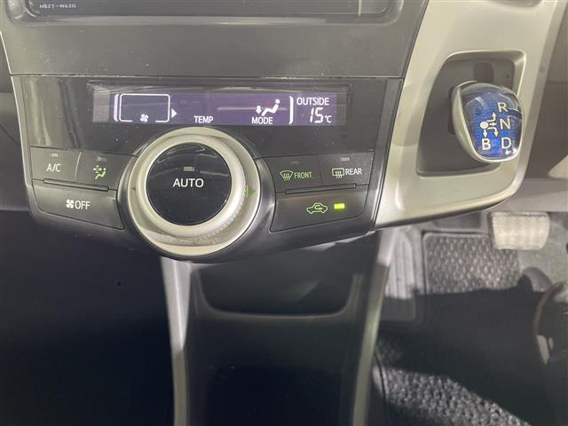 トヨタ プリウスα