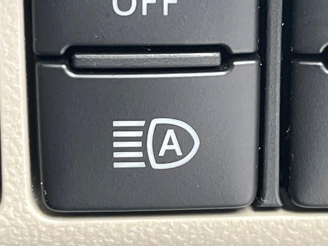 ダイハツ キャスト