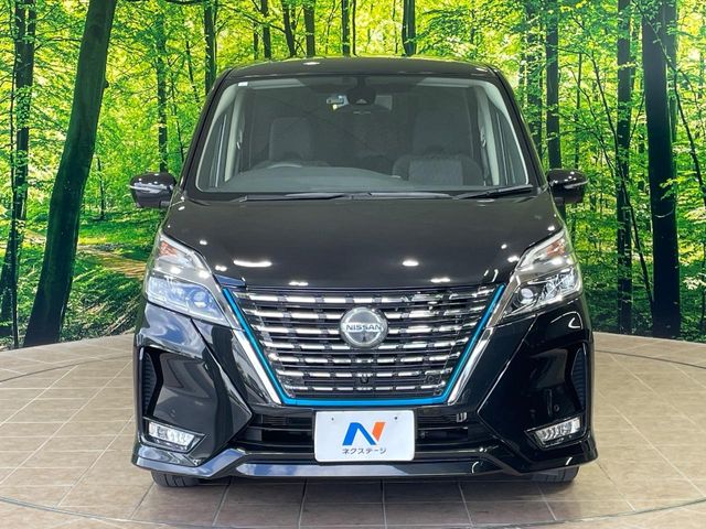 日産 セレナ