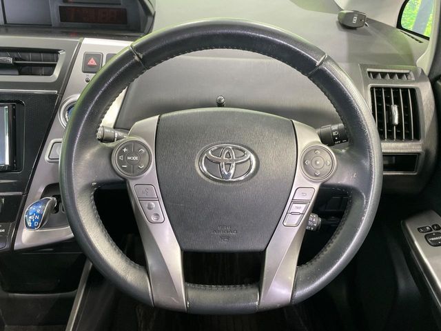 トヨタ プリウスα