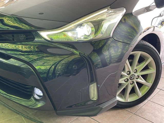 トヨタ プリウスα