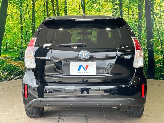 トヨタ プリウスα