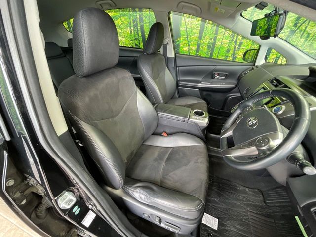 トヨタ プリウスα