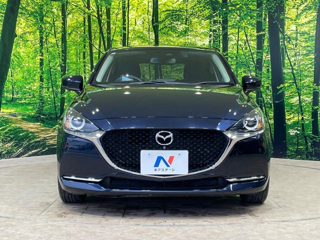 マツダ MAZDA2