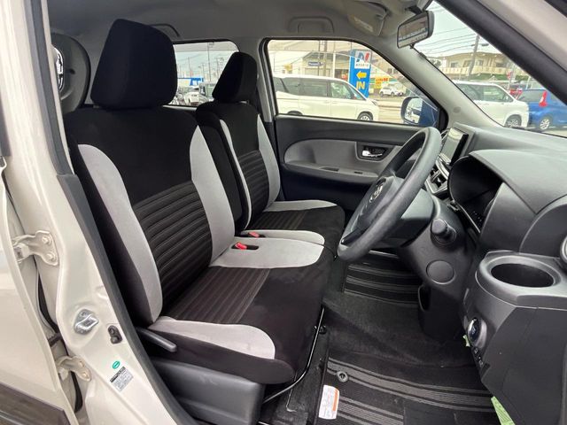 ダイハツ キャスト