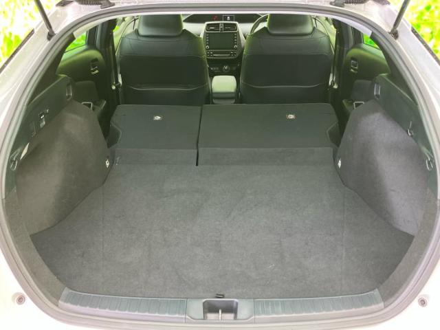 トヨタ プリウス