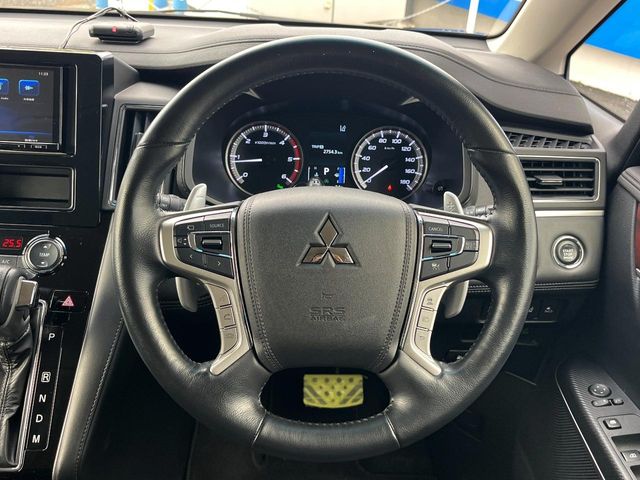 三菱 デリカD：5