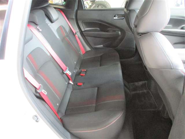 日産 ノートオーラ