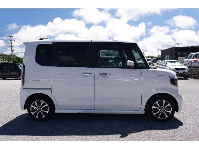 ホンダ N-BOX