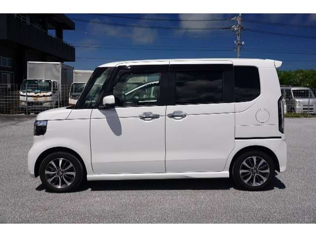ホンダ N-BOX