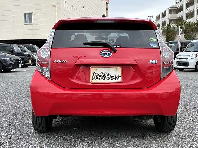 トヨタ アクア