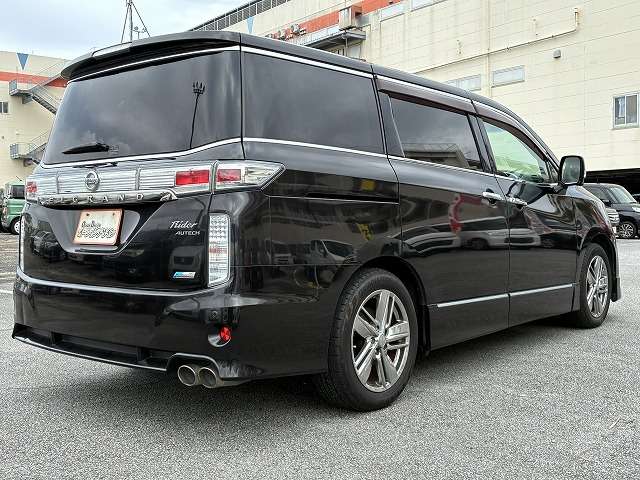 日産 エルグランド