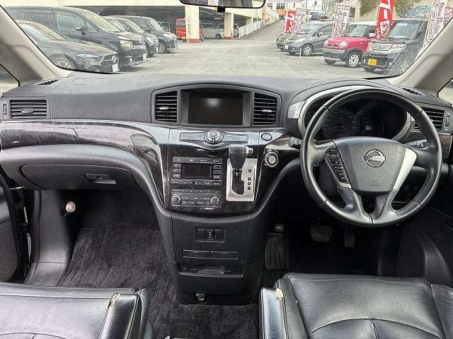 日産 エルグランド