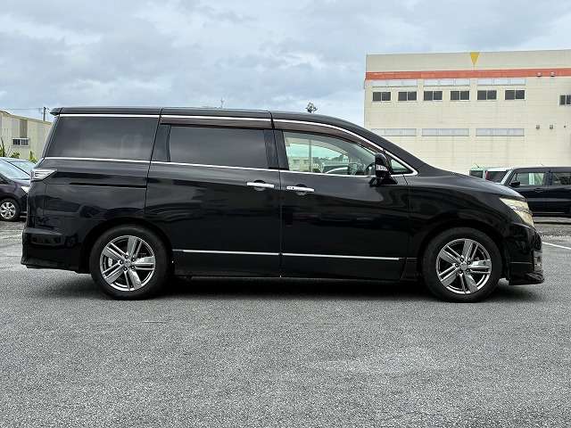 日産 エルグランド