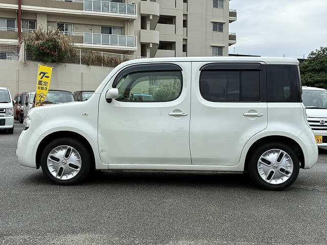 日産 キューブ