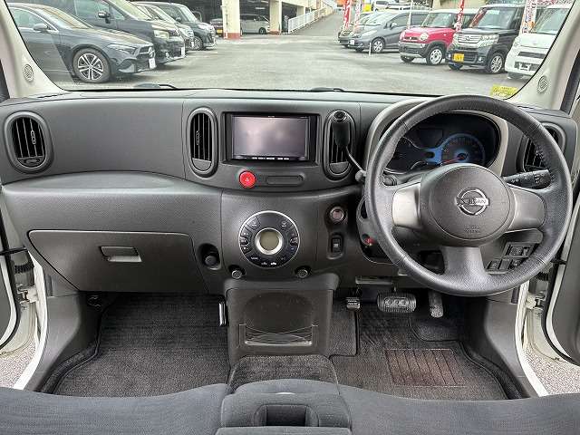 日産 キューブ