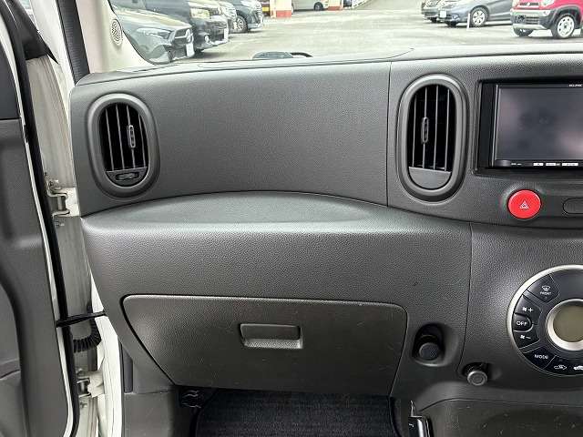 日産 キューブ