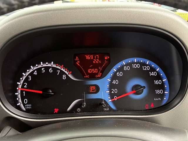 日産 キューブ