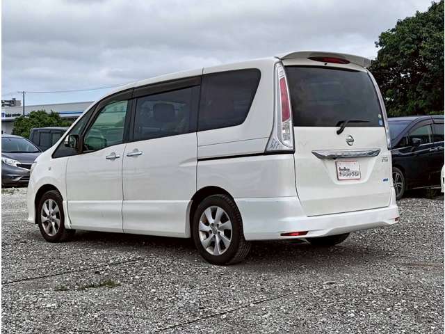 日産 セレナ