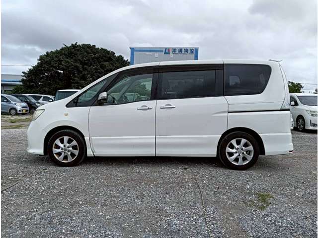 日産 セレナ