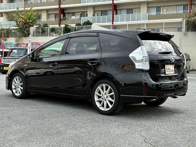 トヨタ プリウスα