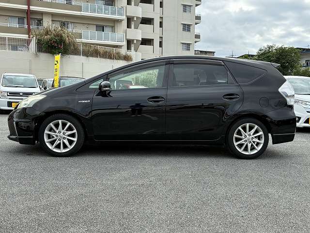 トヨタ プリウスα