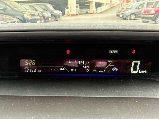 トヨタ プリウスα