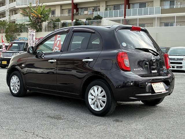 日産 マーチ