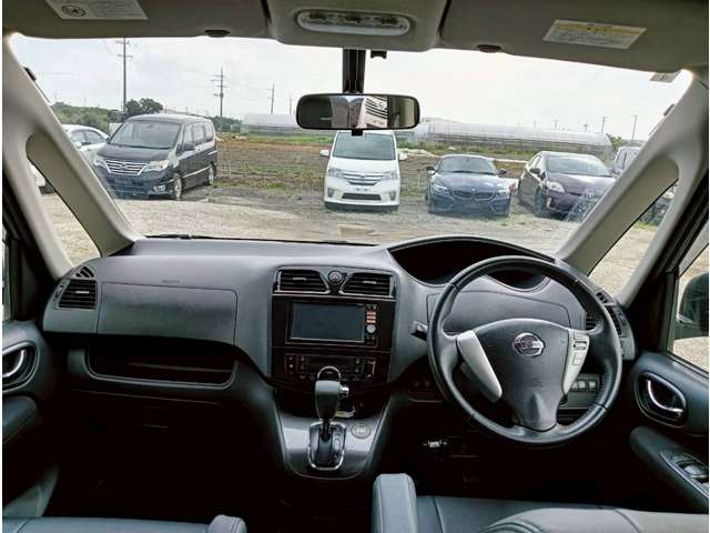 日産 セレナ