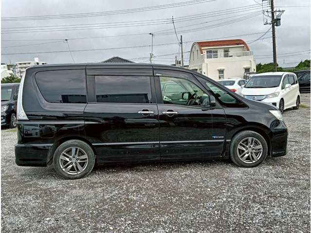 日産 セレナ