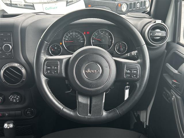 ジープ ラングラー