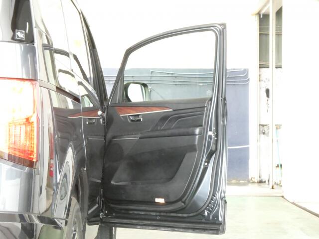 三菱 デリカD：5