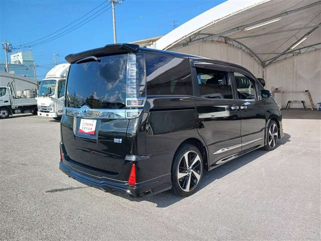 トヨタ ヴォクシー