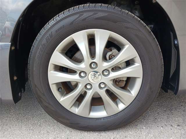 トヨタ ヴォクシー