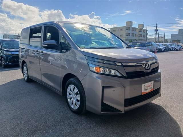 トヨタ ヴォクシー