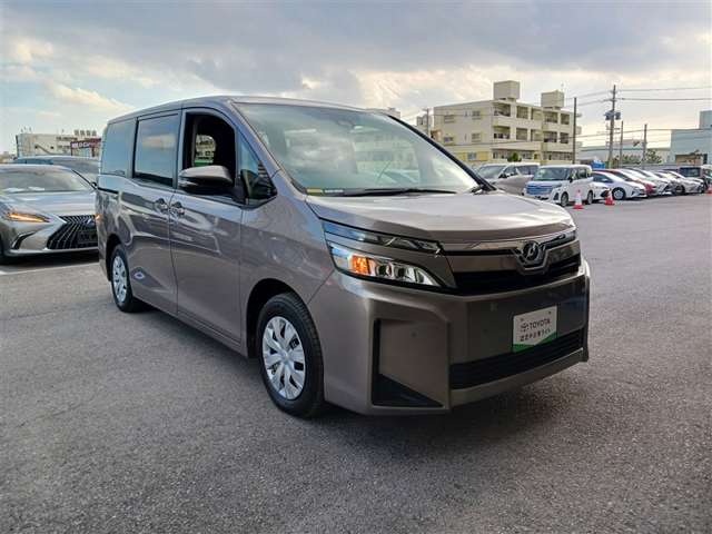 トヨタ ヴォクシー