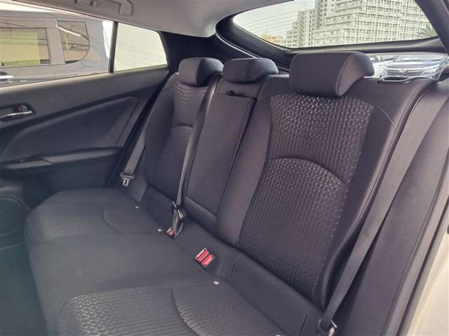 トヨタ プリウス