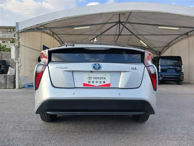 トヨタ プリウス