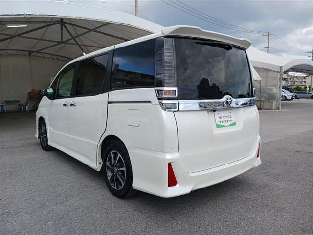 トヨタ ヴォクシー