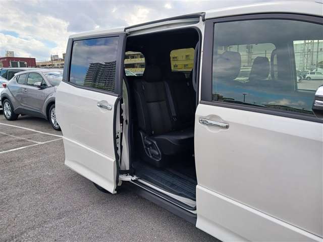 トヨタ ヴォクシー