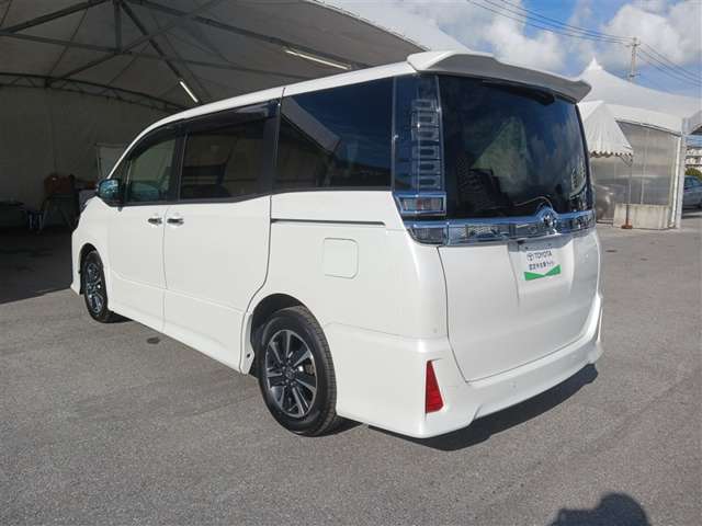 トヨタ ヴォクシー