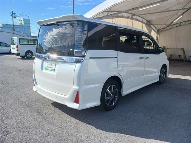 トヨタ ヴォクシー