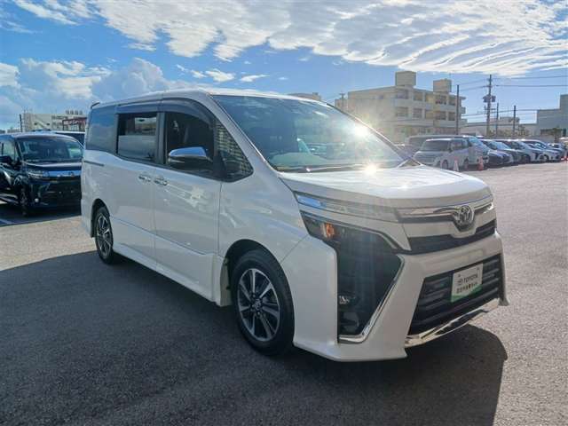 トヨタ ヴォクシー