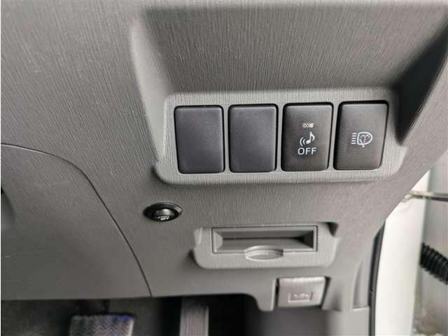 トヨタ プリウスα