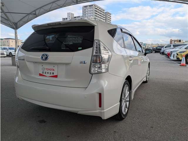 トヨタ プリウスα