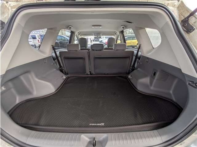 トヨタ プリウスα