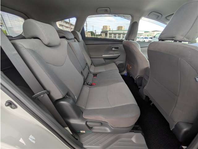 トヨタ プリウスα