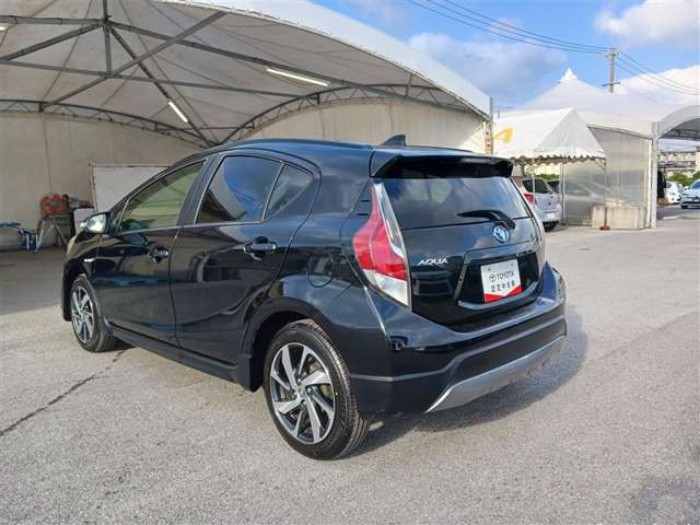 トヨタ アクア