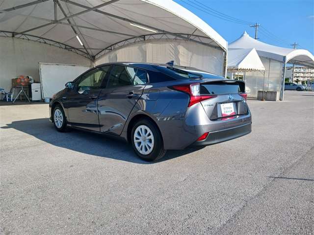 トヨタ プリウス