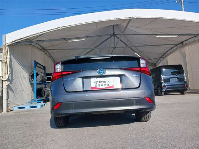 トヨタ プリウス